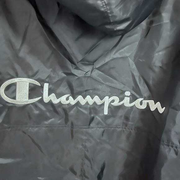 Champion women’s XS jacket - Picture 6 of 6